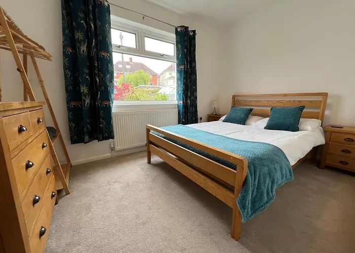 Gower Getaway - Parking & Ensuite