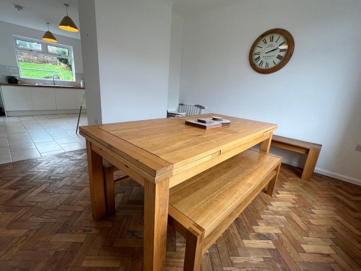 Holiday home Gower Getaway - Parking & Ensuite *