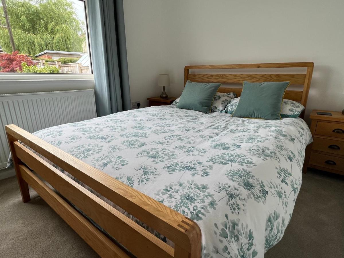 Holiday home Gower Getaway - Parking & Ensuite *