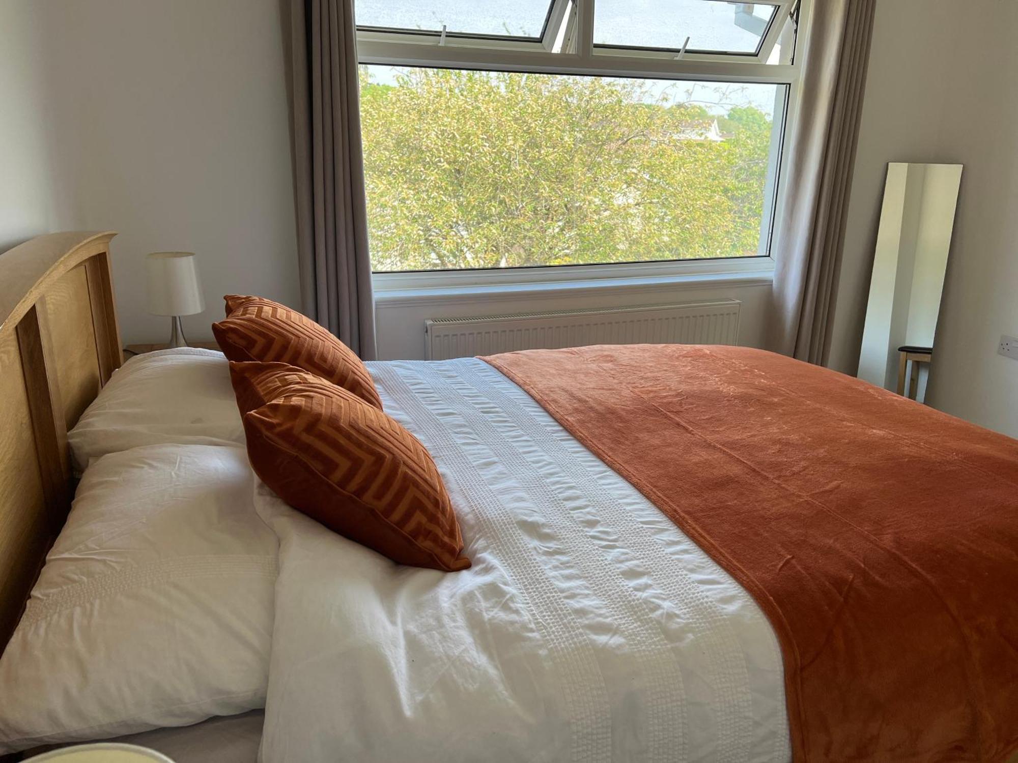 Holiday home Gower Getaway - Parking & Ensuite Swansea